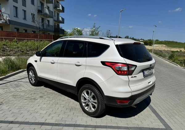 Ford Kuga cena 74800 przebieg: 90500, rok produkcji 2019 z Gdańsk małe 37